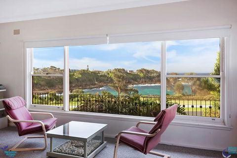 84 Ocean Parade - Kempsey Accommodation 0