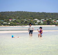 9 Marshall Street - Large Family Holiday Home just Metres to the Beach - Kempsey Accommodation