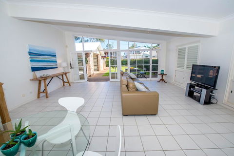 A Foreshore - Salamander Bay - Kempsey Accommodation 3