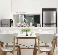 A Modern 2BR Apt Near Federation Square