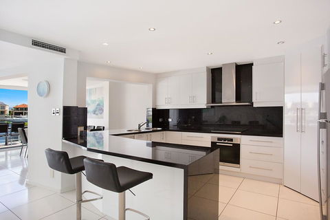 A PERFECT STAY - Casa Grande On The Water - Kempsey Accommodation 2