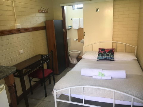 A Railway Lodge - Kempsey Accommodation 3