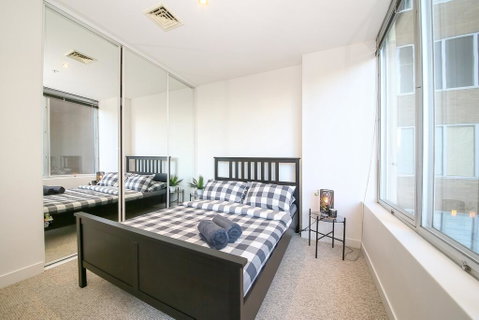 A Spacious & Central 2BR Apt Near Flinders Station - Kempsey Accommodation 1