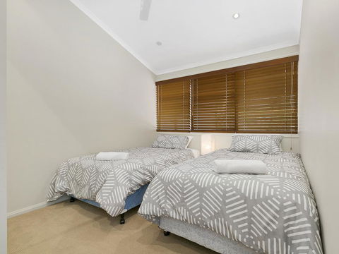 A Superb Location For Enjoying The Best Of Noosa - Unit 2/69 Noosa Parade - Kempsey Accommodation 1