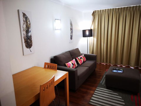 Abbey On Roma Hotel & Apartments - Kempsey Accommodation 0