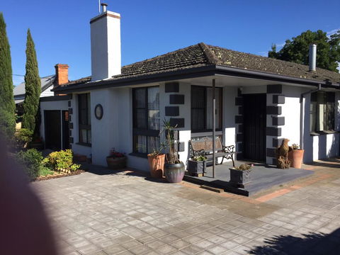 Abode33 - Kempsey Accommodation 1