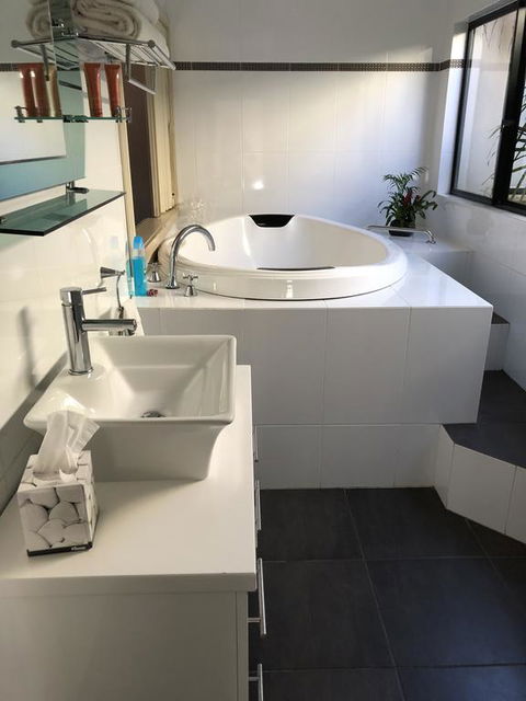 About Time Retreats- Studio Seven - Kempsey Accommodation 1