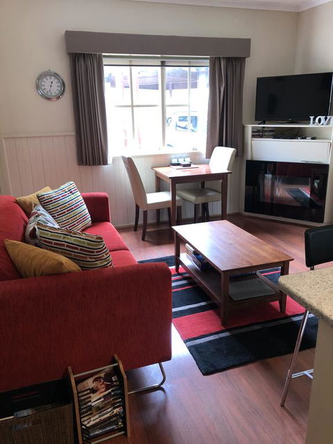 About Time Retreats- Studio Three - Kempsey Accommodation 3