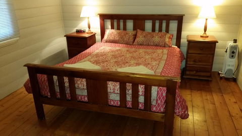 About Town Cottages - Kempsey Accommodation 0