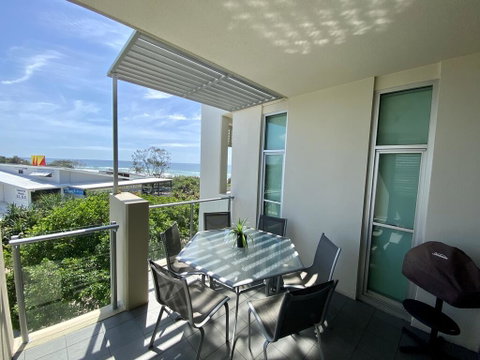 Absolute Beachfront - Cabarita Beach - Ocean Views - 3 Bed Apartment - Kempsey Accommodation 1