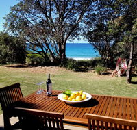 Absolute Beachfront Mollymook - Kempsey Accommodation