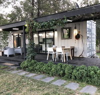 Absolute riverfront shipping container cabin - Kempsey Accommodation