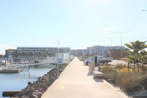 Absolute Waterfront Apt 319 Lighthouse - Kempsey Accommodation 1
