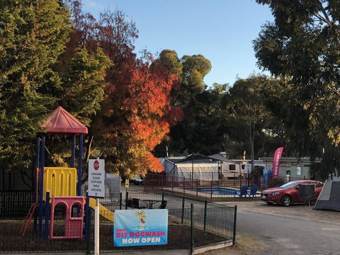 Acacia Caravan Park & Holiday Units - Kempsey Accommodation 0