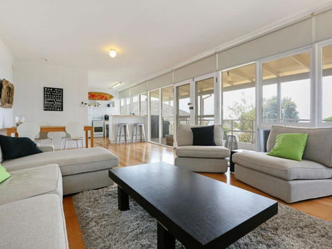 DROMANA BEACH SHACK - Kempsey Accommodation 3