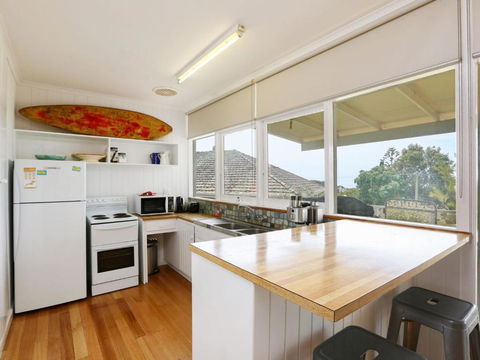 DROMANA BEACH SHACK - Kempsey Accommodation 1