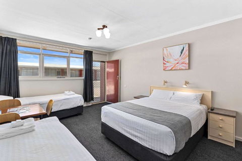 Econo Lodge Port Augusta - Kempsey Accommodation 1