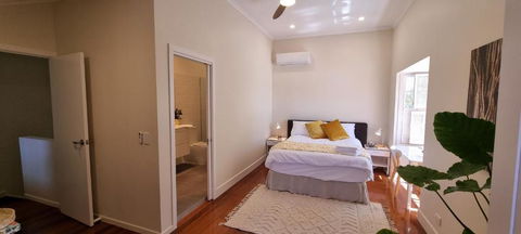 Fab 4brm Home With Pool A 15 Min Walk To Beach - Kempsey Accommodation 2