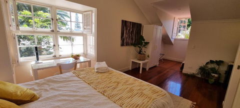 Fab 4brm Home With Pool A 15 Min Walk To Beach - Kempsey Accommodation 3