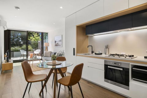 Fabulous 1-Bed With Pool And Private Courtyard - Kempsey Accommodation 2