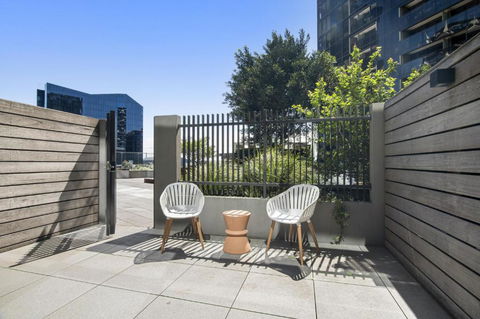 Fabulous 1-Bed With Pool And Private Courtyard - Kempsey Accommodation 3