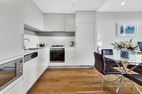 Fabulous Corporate Apartment Macquarie Park M907 - Kempsey Accommodation 1