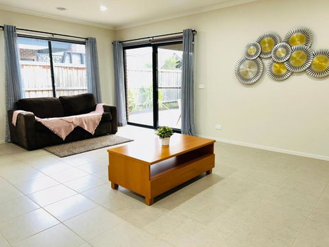 Family Friendly House - Kempsey Accommodation 2