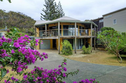 Far Shore - Kempsey Accommodation 0