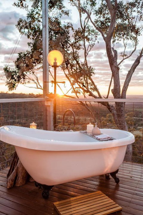 Faraway Domes - Kempsey Accommodation 4
