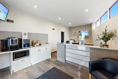 Fawkner Executive Suites & Serviced Apartments - Kempsey Accommodation 3
