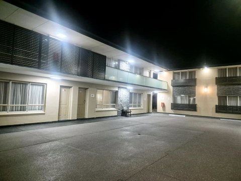 Fawkner Executive Suites & Serviced Apartments - Kempsey Accommodation 1
