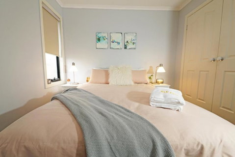 Fawkner Modern 3BR House Netflix WiFi Parking - Kempsey Accommodation 1