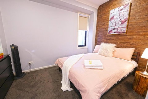 Fawkner Modern 3BR House Netflix WiFi Parking - Kempsey Accommodation 4