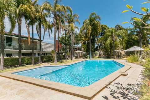 Flag Motor Lodge - Kempsey Accommodation 0