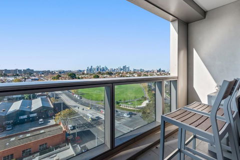 FLEMINGTON - Melbourne City Views - Kempsey Accommodation 4