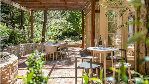 FROGWELL HOLLOW Immerse Into An Idyllic Fairytale - Kempsey Accommodation 3