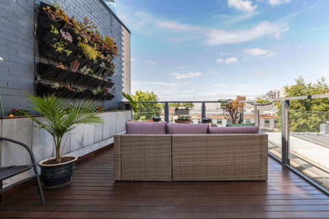 FUN&KY Parking 2 Patios WFH WiFi City Views - Kempsey Accommodation 1