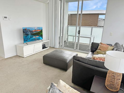 G901S - Bright Zetland Escape With City Views - Kempsey Accommodation 1