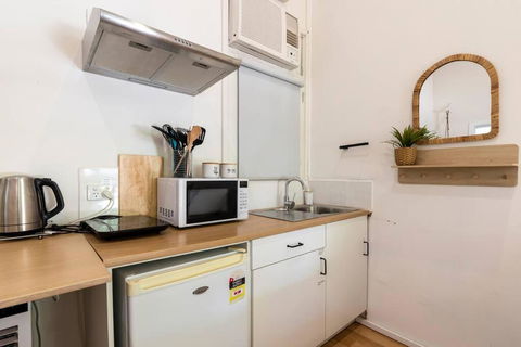 Gawler Townhouses 1C , 1 Queen Bed - Kempsey Accommodation 4