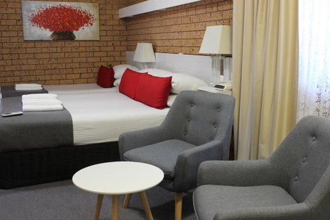 Golden Harvest Motor Inn Moree - Kempsey Accommodation 0