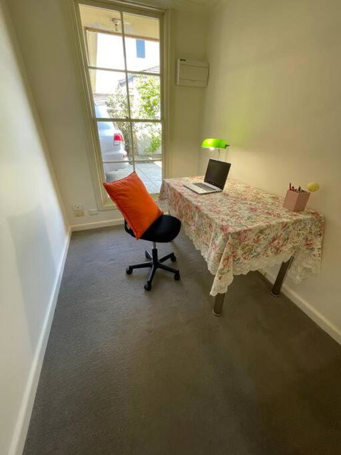 Hampton Spacious House & Pool - Kempsey Accommodation 1