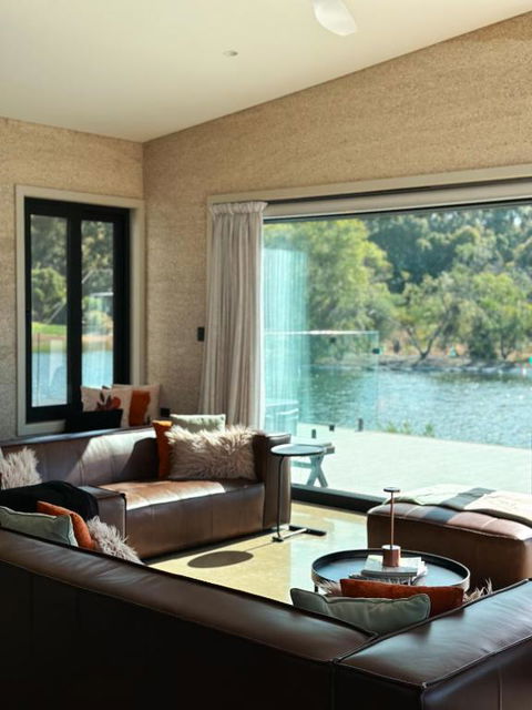 INDICA HEMP HOUSE - Multi Award Winning-Luxury-Eco Designed House-lake Views-hot Tub-Cinema - Kempsey Accommodation 2