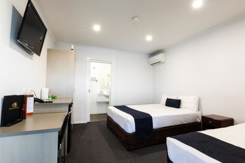 Hotel Settlers - Kempsey Accommodation 1