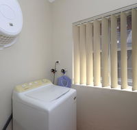 Adriana 6/83-85 Ronald Avenue - Kempsey Accommodation