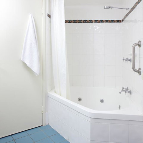 Aegean Mooloolaba - Kempsey Accommodation 3