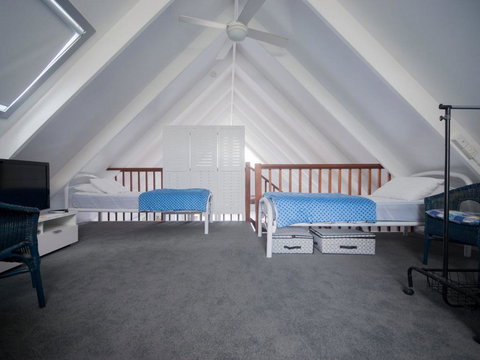 Affordable Twin Peaks 1 - Kempsey Accommodation 2