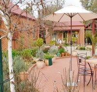 Albury Cottages - Kempsey Accommodation