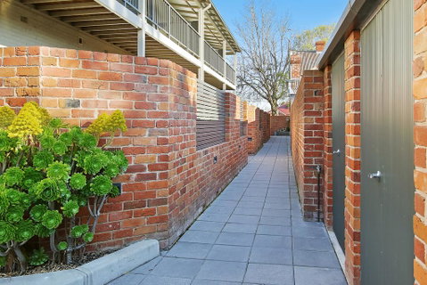 Albury Suites - Waterstreet - Kempsey Accommodation 3