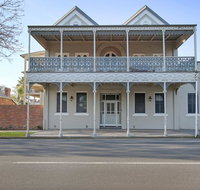 Albury Suites - Waterstreet - Kempsey Accommodation