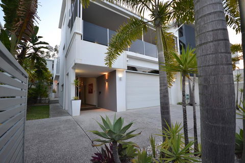 Alex Beach House - Kempsey Accommodation 1